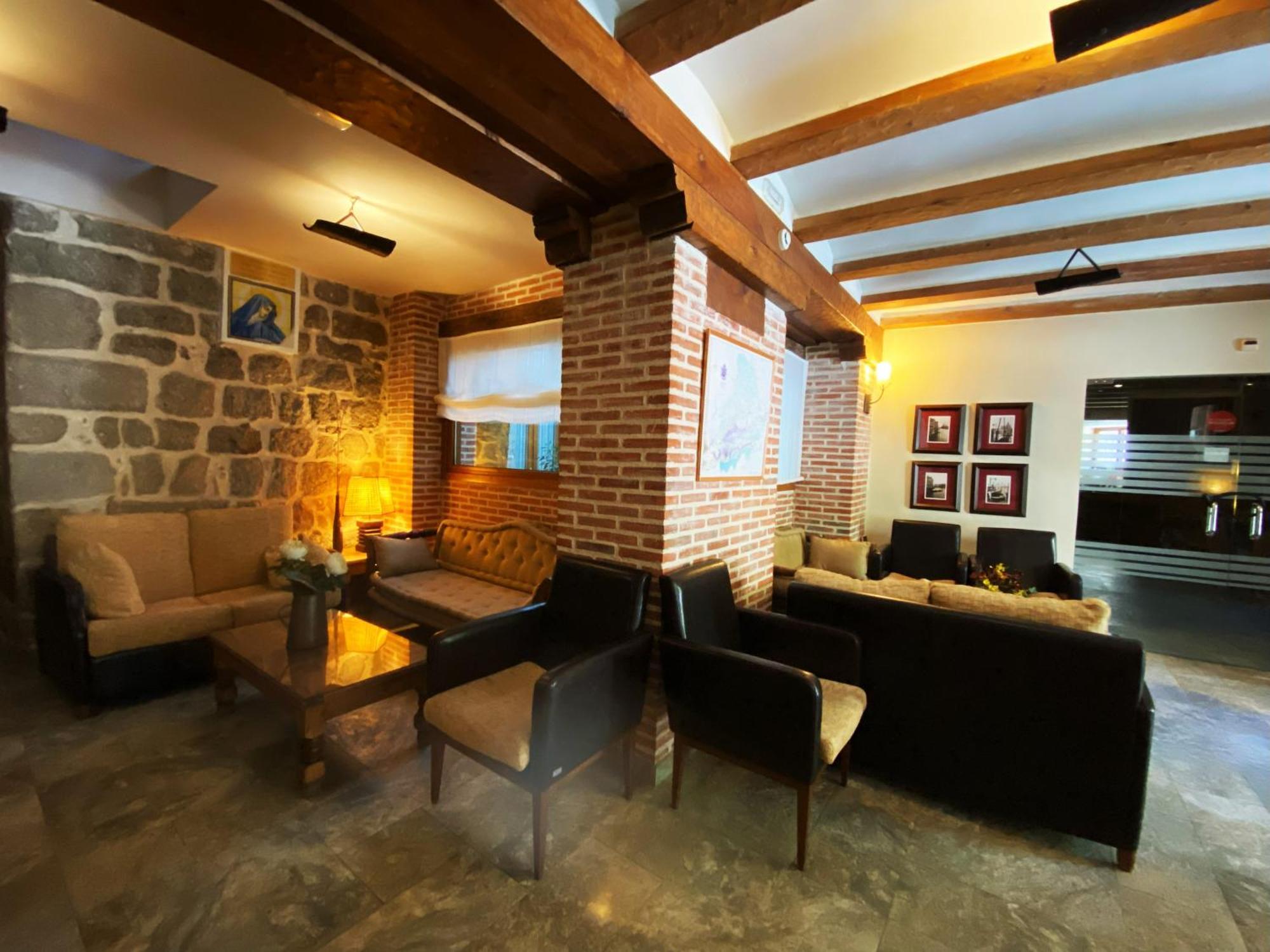 Ávila Hotel El Rastro - Palacio Duque De Tamames - מראה חיצוני תמונה