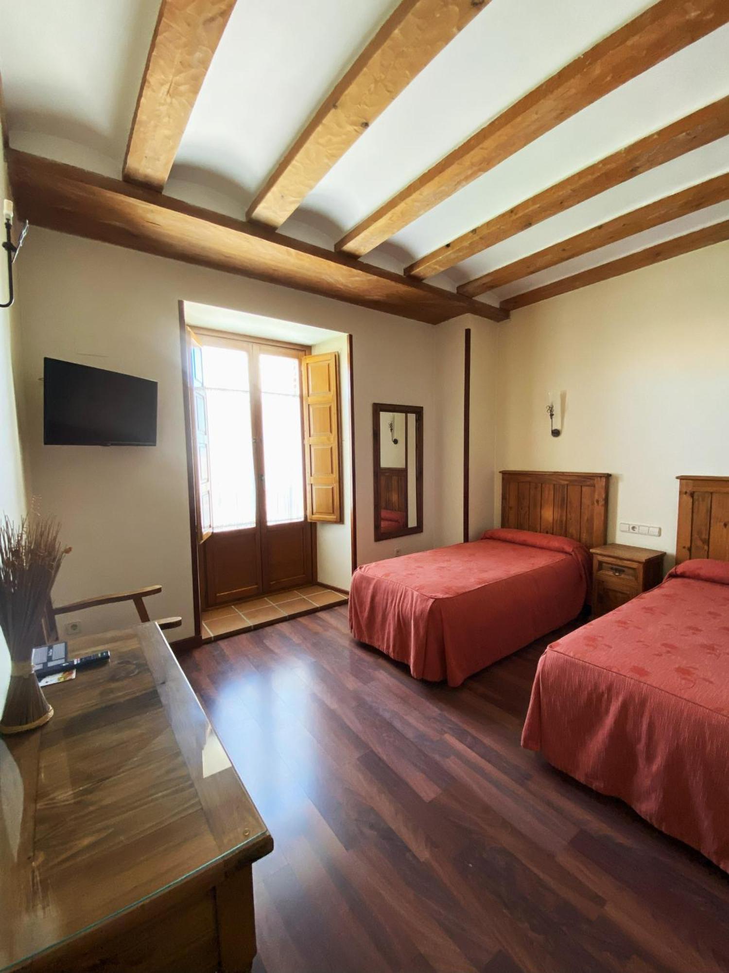 Ávila Hotel El Rastro - Palacio Duque De Tamames - מראה חיצוני תמונה